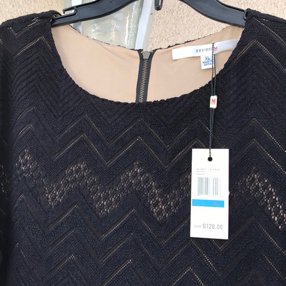 💃🏼💃🏼 Flattering Black Chevron Lace Dress 💃🏼 - Picture 3 of 5